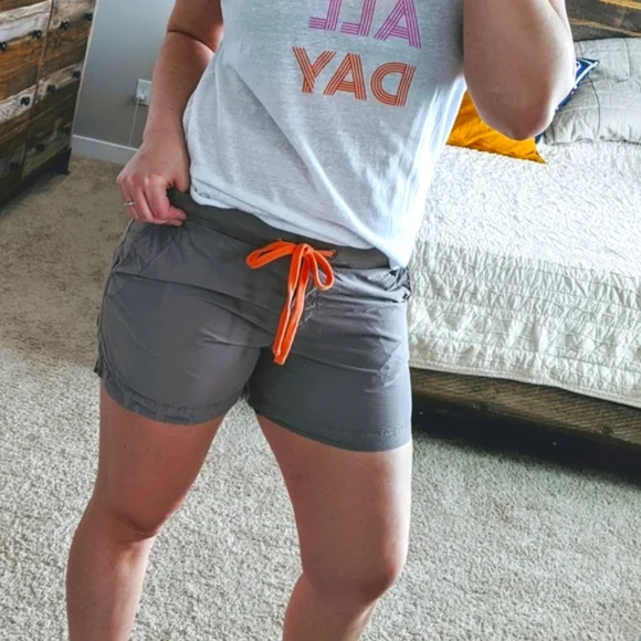 🆕🌿SUNDANCE DYLAN SHORTS🌿 - Picture 4 of 9